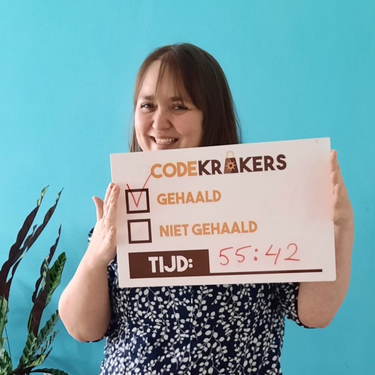 review codekrakers operatie voorhoven