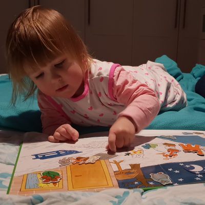 Cadeau voor 2 jaar: Interactief magnetenboek ‘Met Dikkie Dik het jaar door’