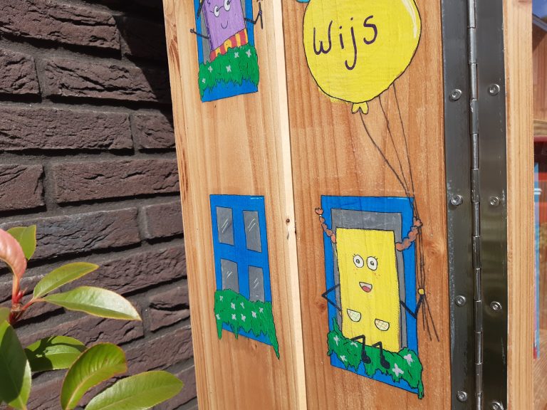 Pippi Langkous boek aan de zijkant van mijn minibieb