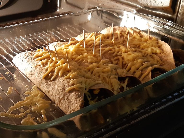 de burrito's met eigen kruidenmix in onze oven