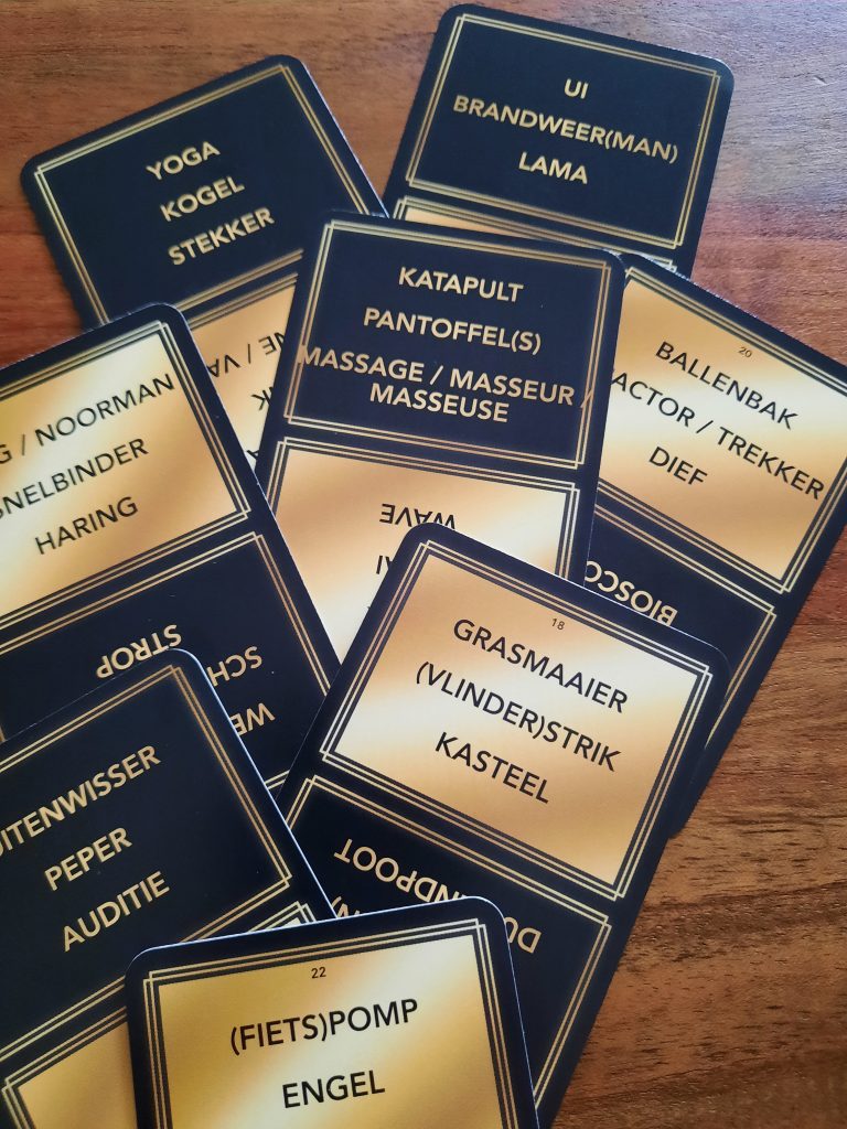 Voorbeelden van kaarten van Partyspel 2025