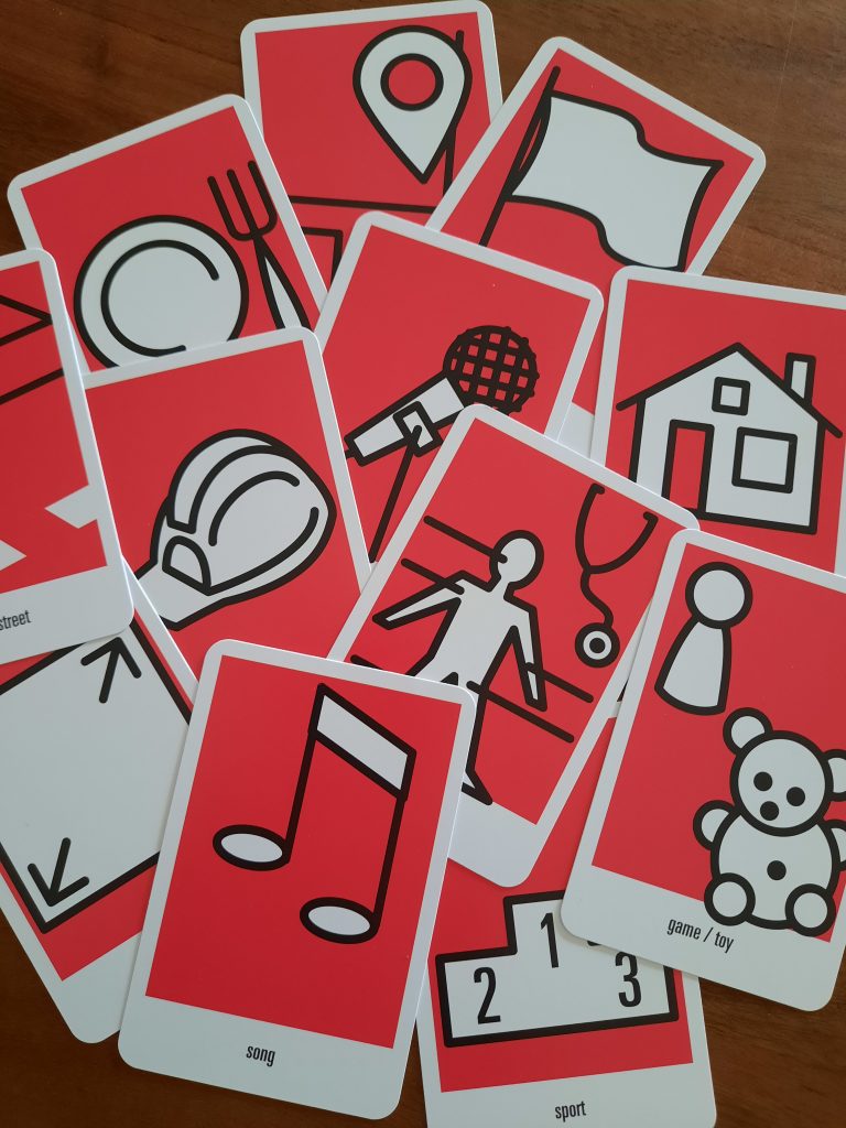 Voorbeelden van categorieën in het Pim Pam Pet spel Letters