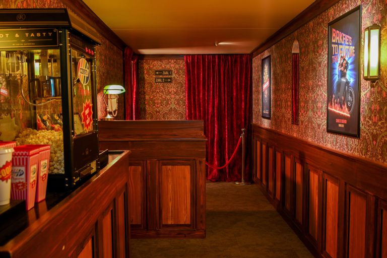 Escape room voor kinderen vanaf 7 jaar in Amsterdam: Premiere at Cinehood