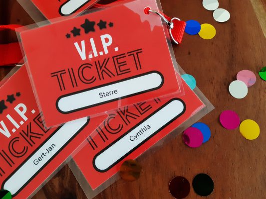 V.I.P. Tickets voor de spelers van het escape room spel voor kinderen Knal-feest